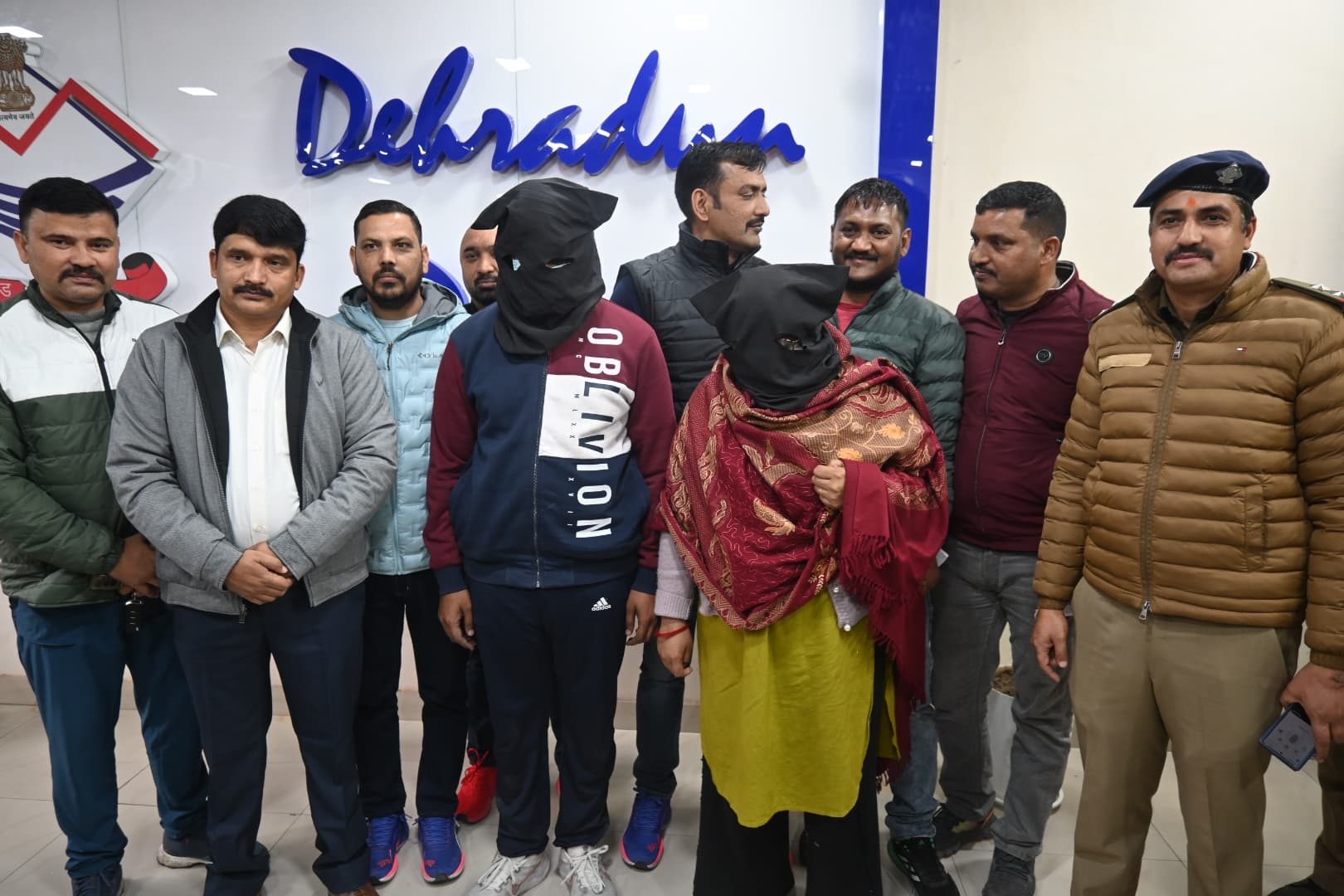 पुलिस ने किया रिटायर्ड प्रिंसिपल श्यामलाल हत्या मामले में फरार पति पत्नी को गिरफ्तार