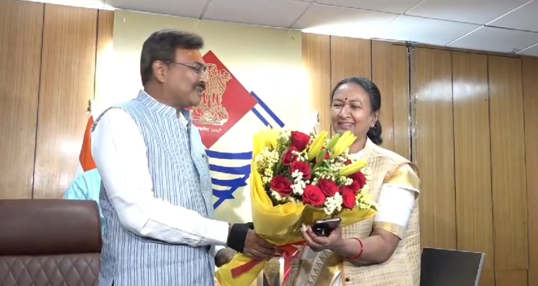 मुख्य सचिव आनंद बर्धन ने संभाला कार्यभार प्रदेशवासियों को बेहतर सुविधाएँ उपलब्ध कराना पहली प्राथमिकता