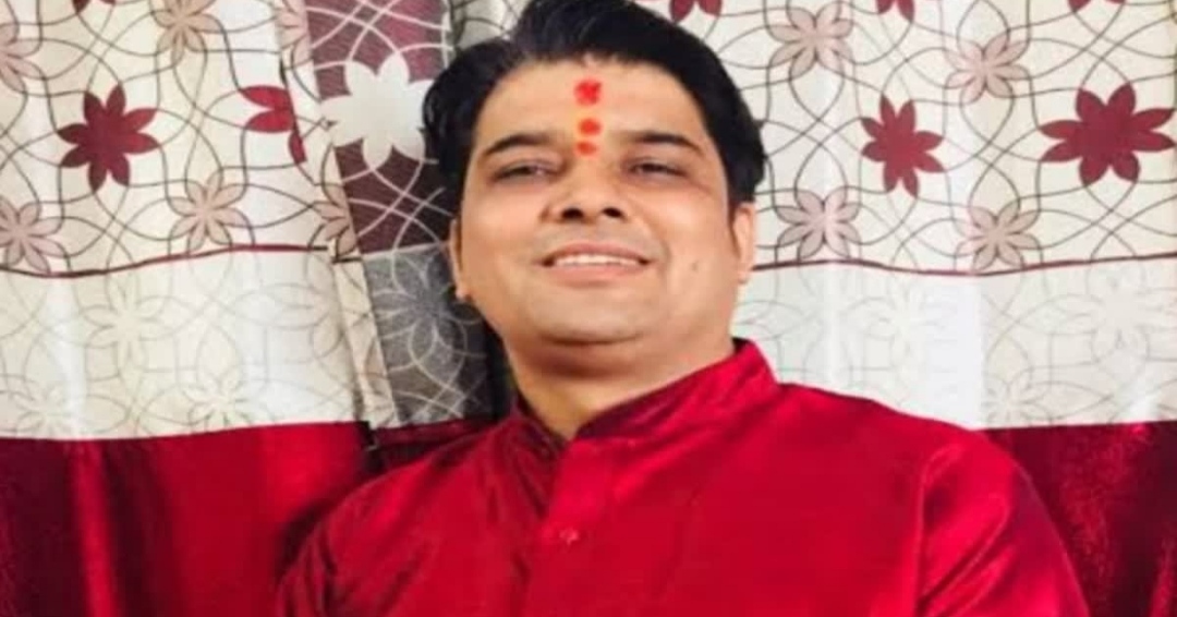 पुलिस ने लोक गायक पवन सेमवाल पर किया मुकदमा दर्ज