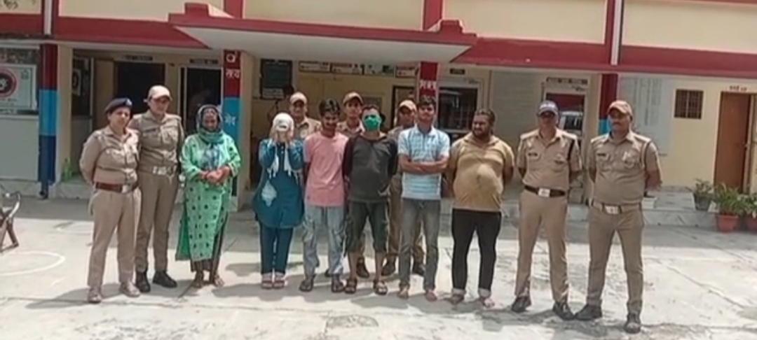 सरेआम गुंडागर्दी करने वालों पर श्रीनगर पुलिस की कड़ी कार्यवाही।